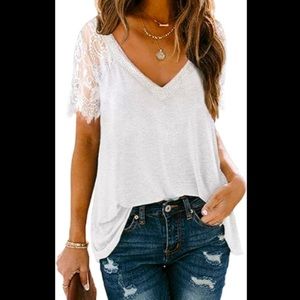 🆕 Amaryllis white tee with lace sleeves PERFECT Tee
